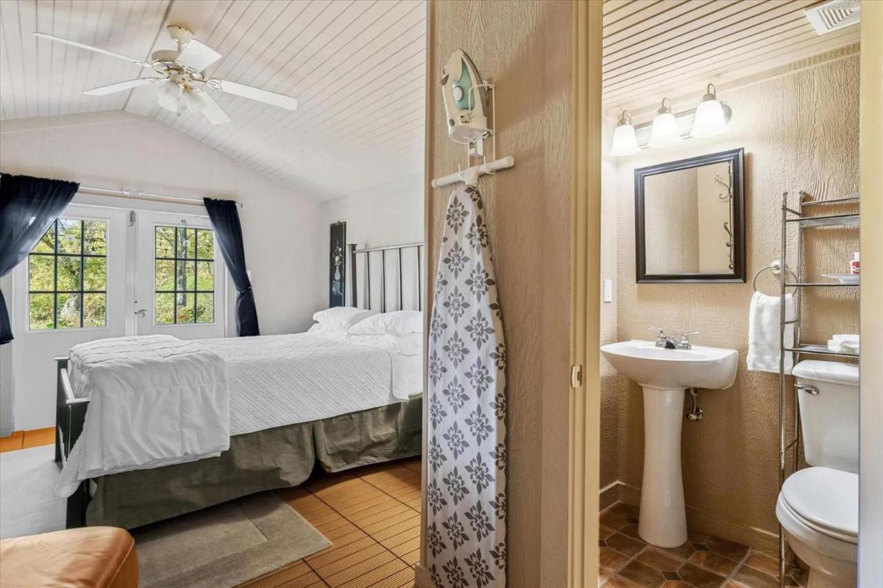 Four Winds Victorian Venue & Suites Bonham 外观 照片