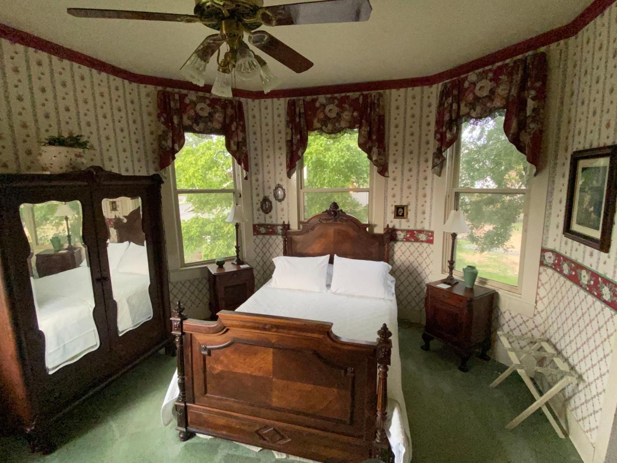 Four Winds Victorian Venue & Suites Bonham 外观 照片