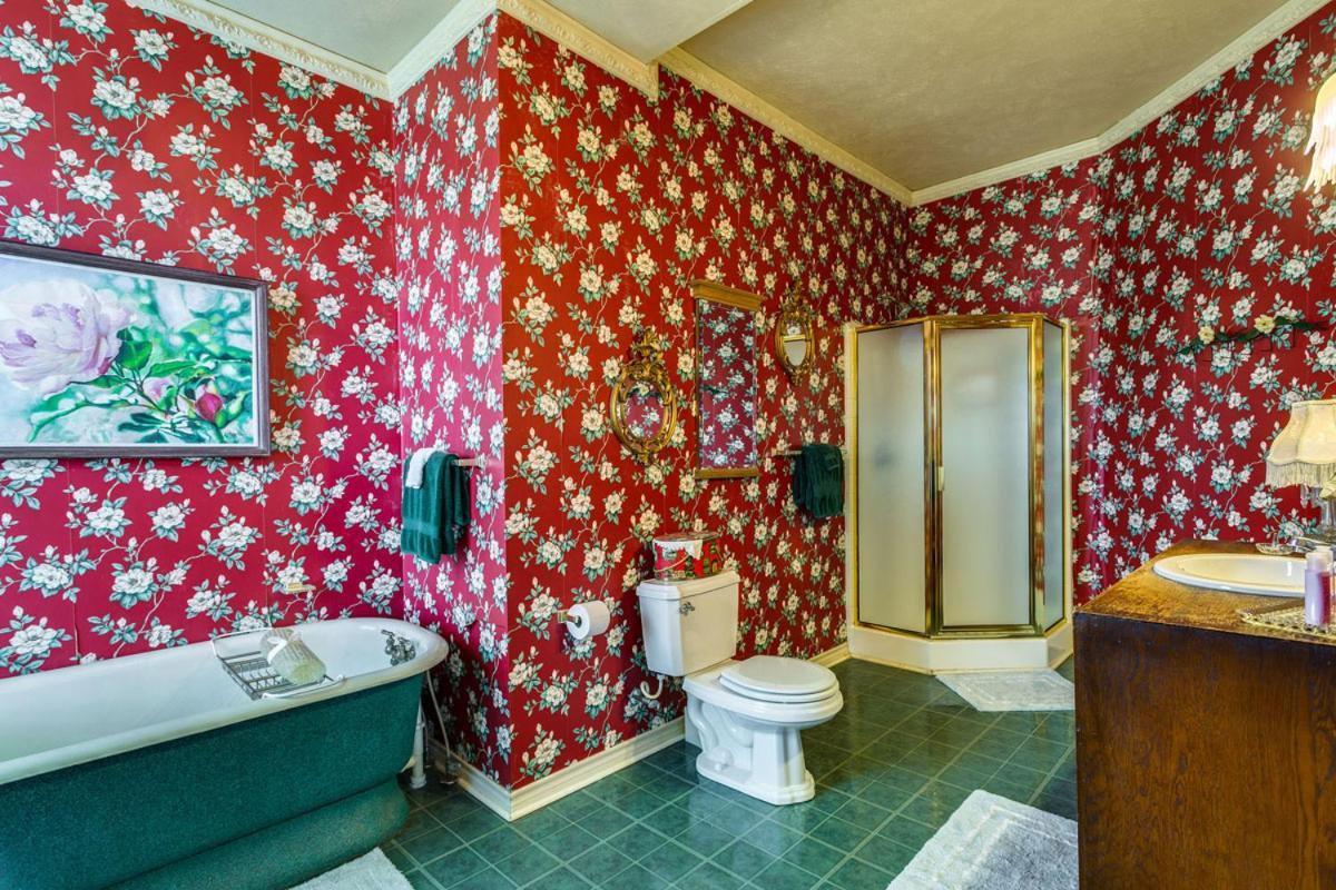 Four Winds Victorian Venue & Suites Bonham 客房 照片